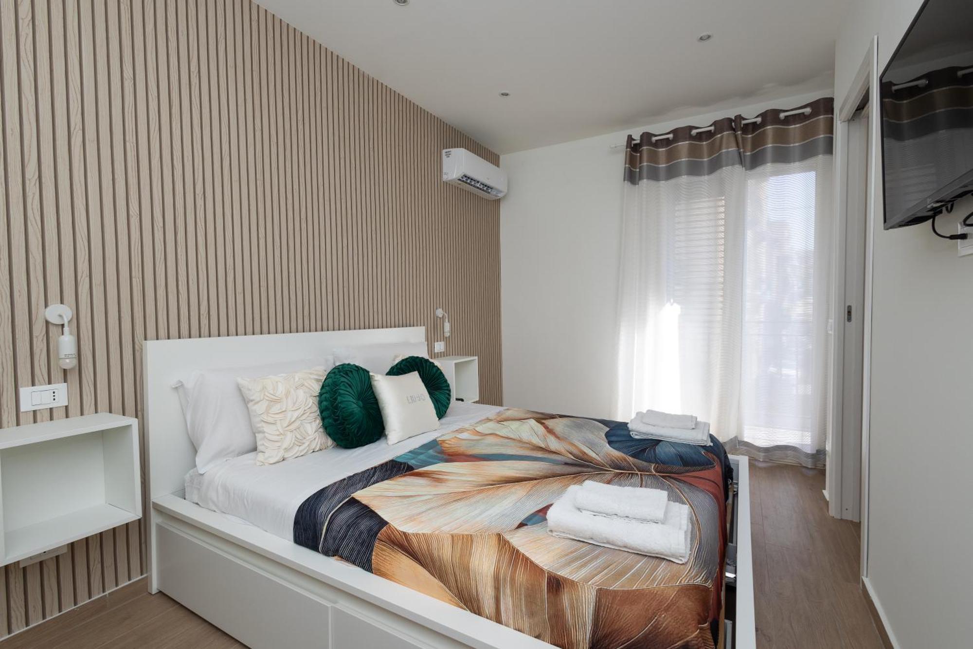 Ludo Holiday House - Charming Con Patio A Due Passi Dalla Cattedrale Palermo Luaran gambar