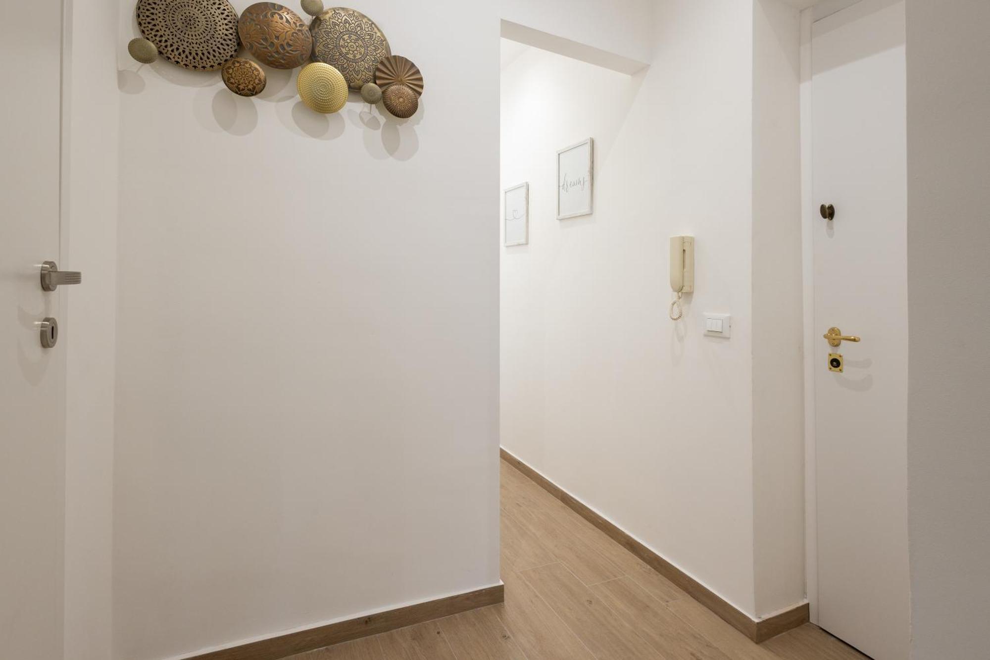 Ludo Holiday House - Charming Con Patio A Due Passi Dalla Cattedrale Palermo Luaran gambar