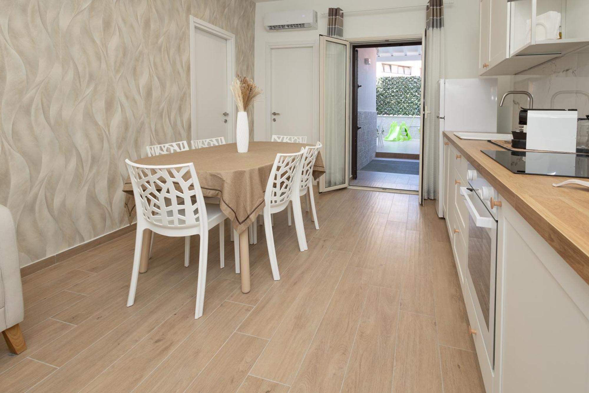 Ludo Holiday House - Charming Con Patio A Due Passi Dalla Cattedrale Palermo Luaran gambar
